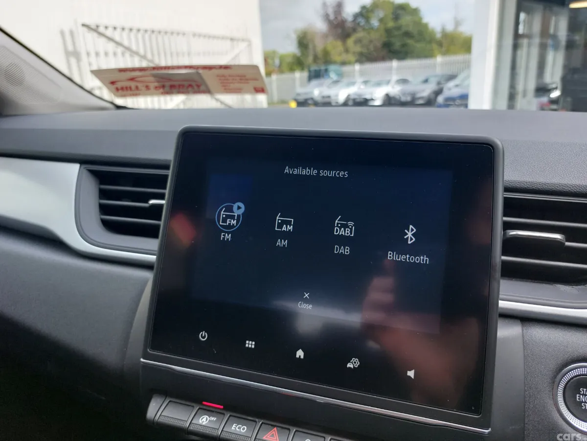Renault Captur SUV, Petrol, 2023, Grey