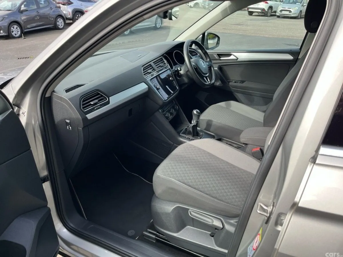 Volkswagen Tiguan Estate, Diesel, 2019, Grey