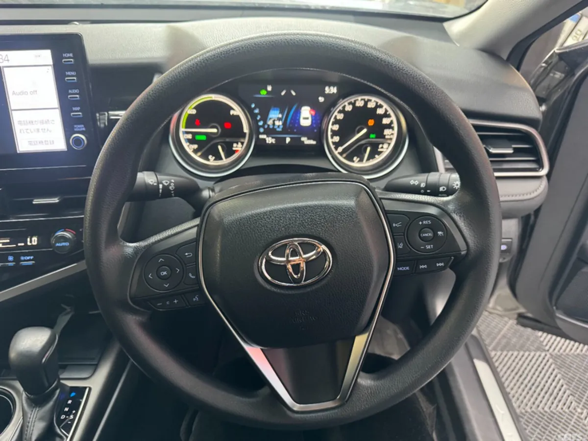 Toyota Camry Saloon, Petrol Hybrid, 2023, Grey
