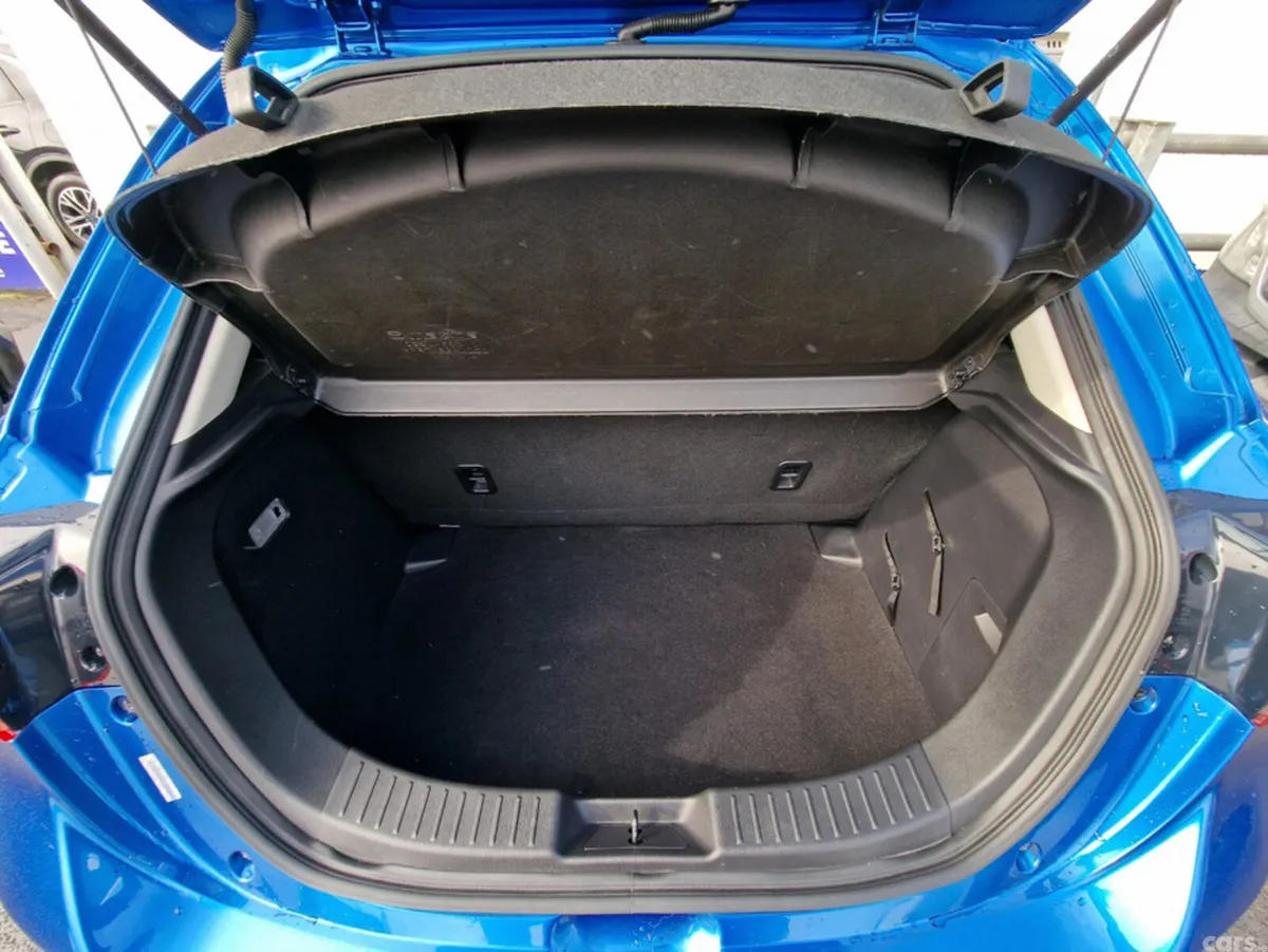 Mazda Mazda2 Hatchback, Petrol, 2017, Blue