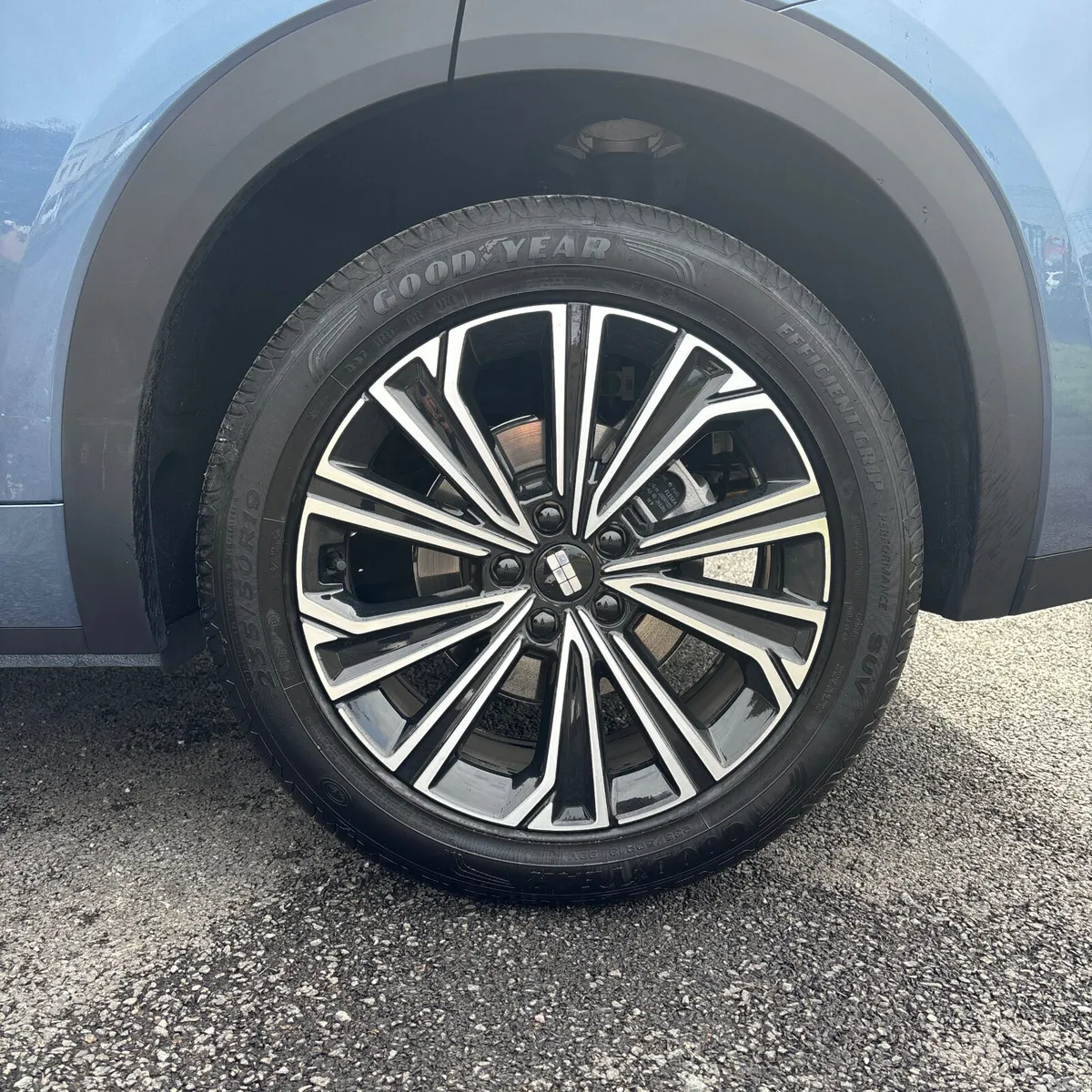 GEELY Starray EM-i SUV, Petrol Plug-in Hybrid, 2026, Blue