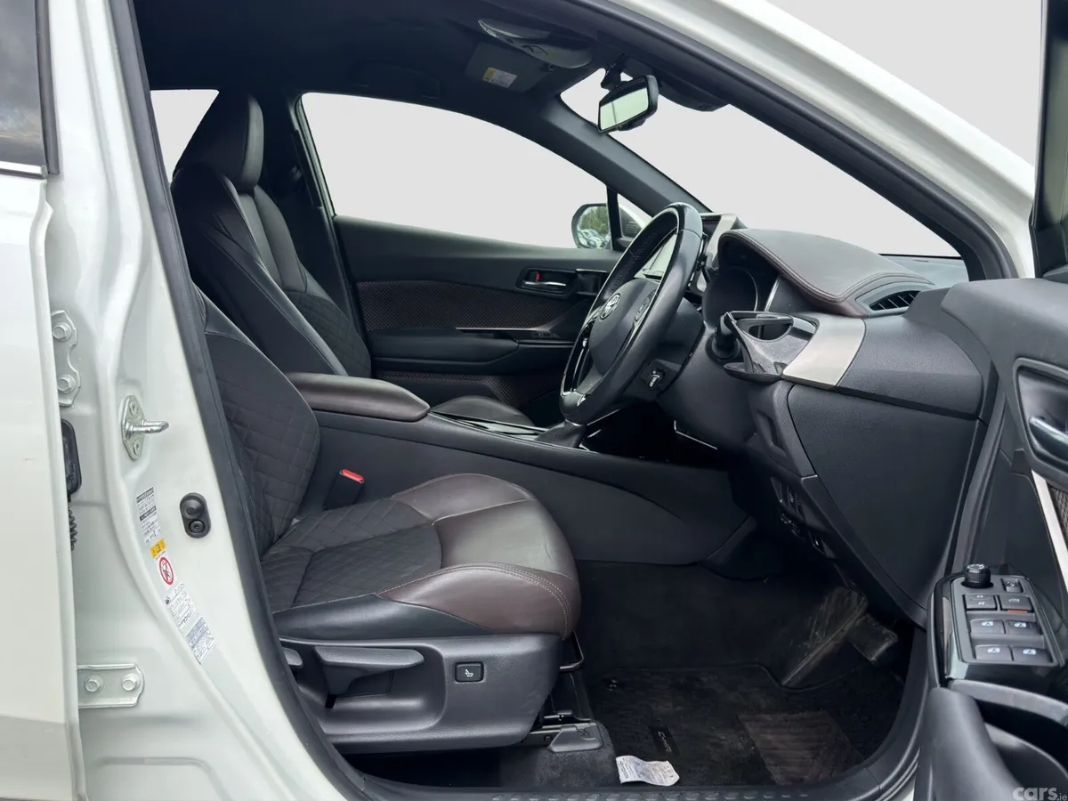 Toyota C-HR Saloon, Petrol Hybrid, 2018, White