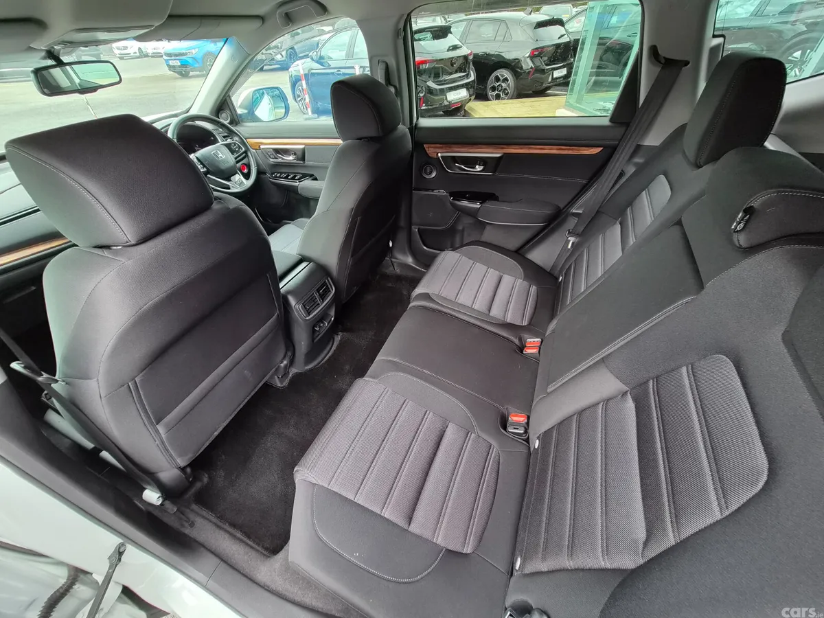 Honda CR-V SUV, Petrol Hybrid, 2019, White