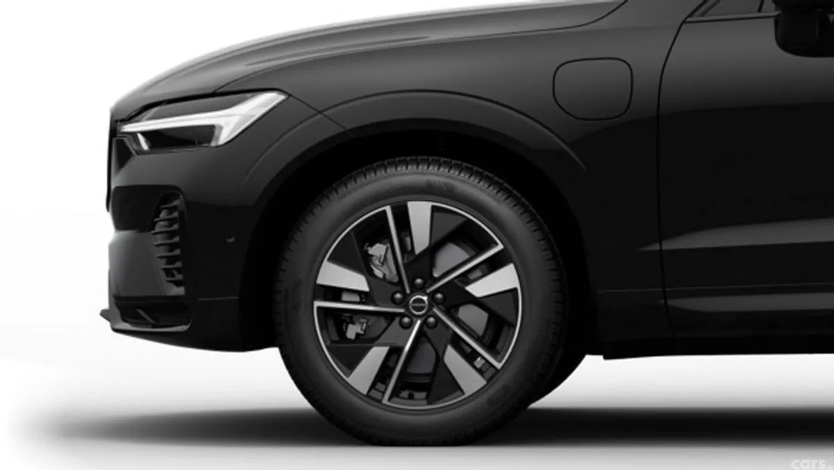 Volvo XC60 SUV, Petrol Plug-in Hybrid, 2026, Black