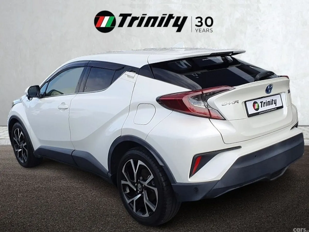 Toyota C-HR SUV, Petrol Hybrid, 2019, White