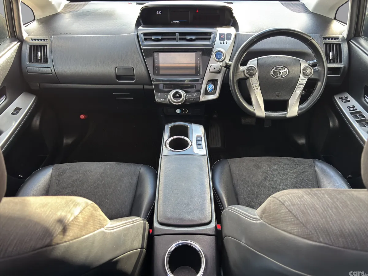 Toyota Prius Saloon, Petrol Hybrid, 2015, Black