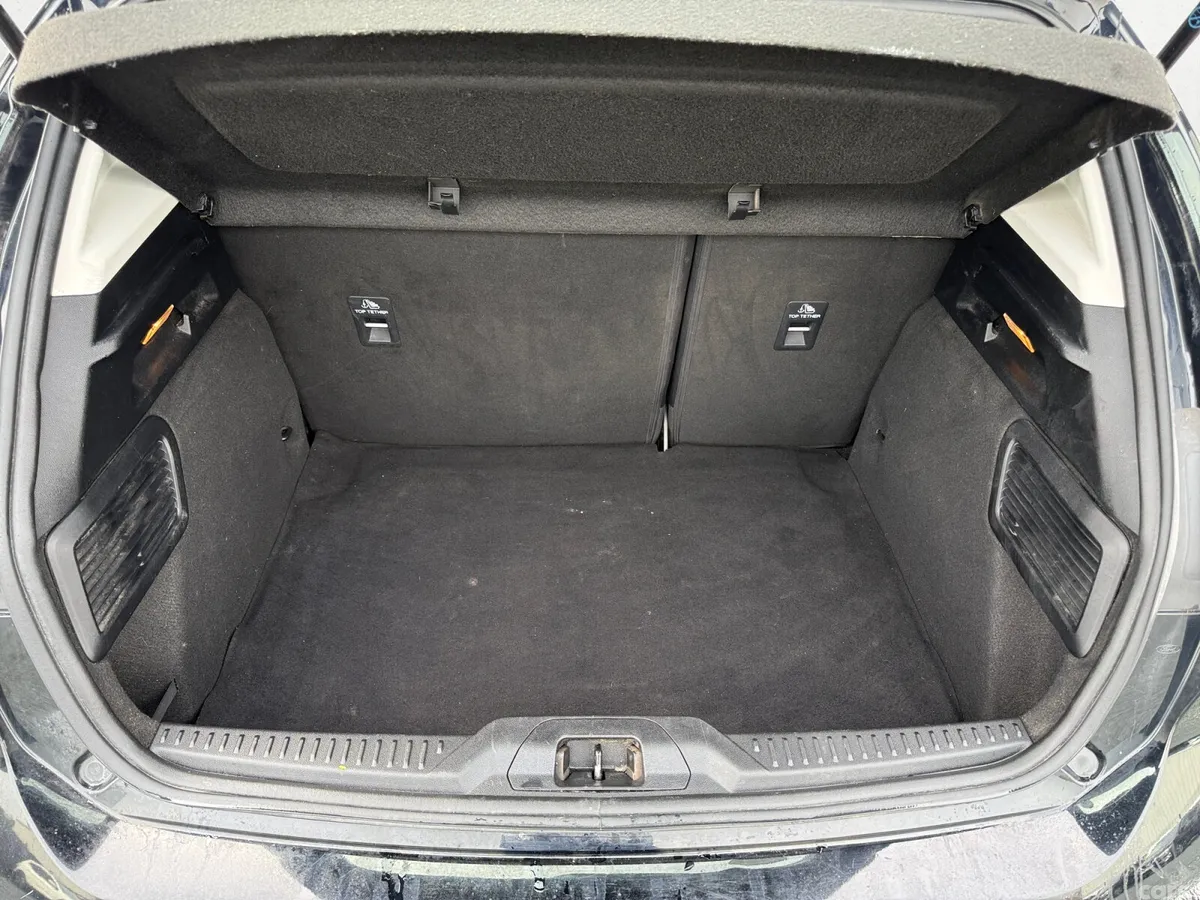 Ford Focus Hatchback, Diesel, 2019, Black