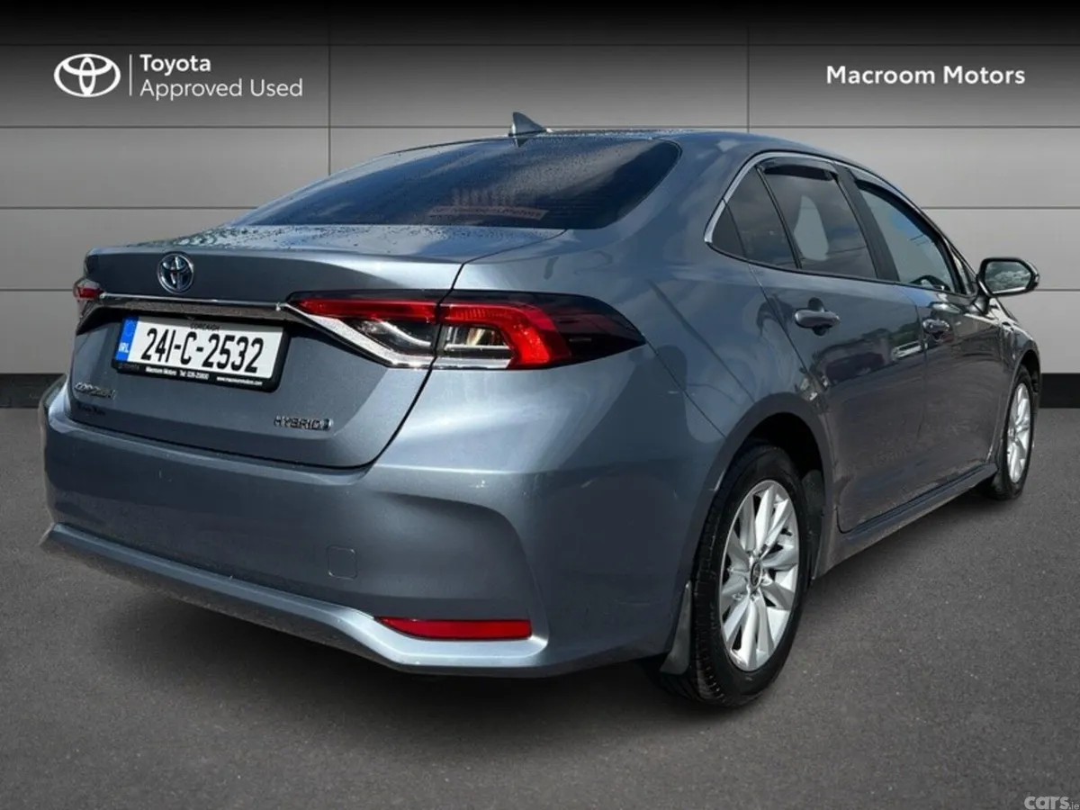 Toyota Corolla Saloon, Petrol Hybrid, 2024, Grey
