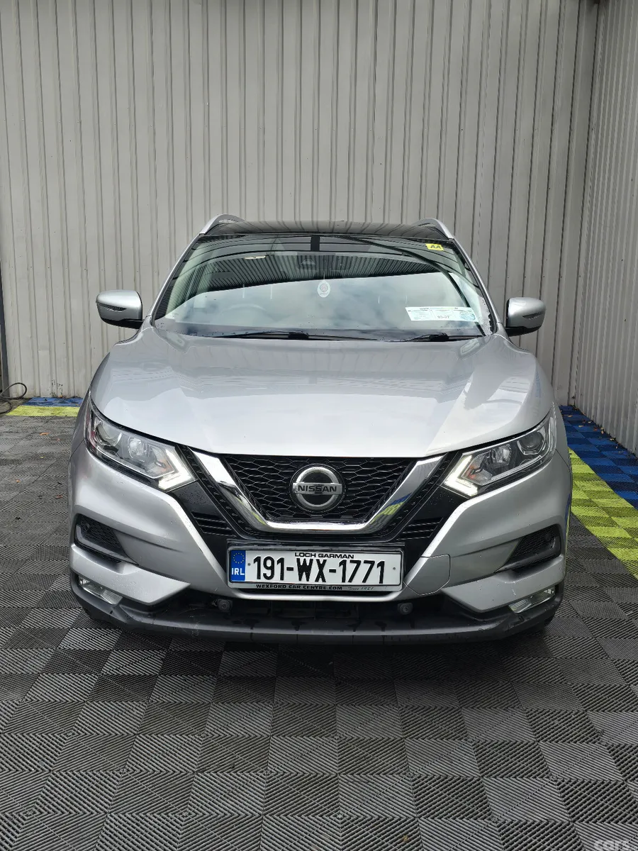 Nissan Qashqai MPV, Diesel, 2019, Grey