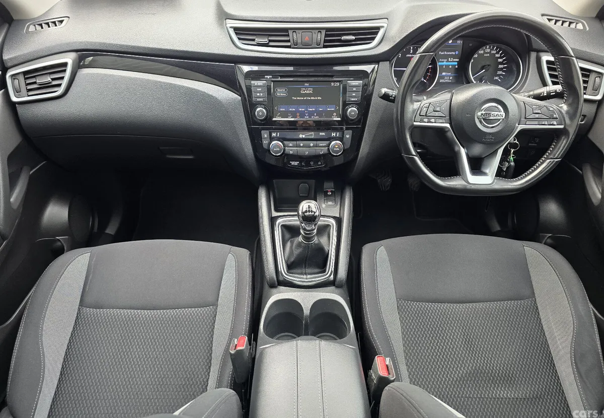 Nissan Qashqai MPV, Diesel, 2019, Grey