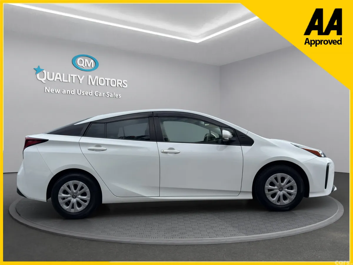 Toyota Prius Hatchback, Petrol Hybrid, 2023, White