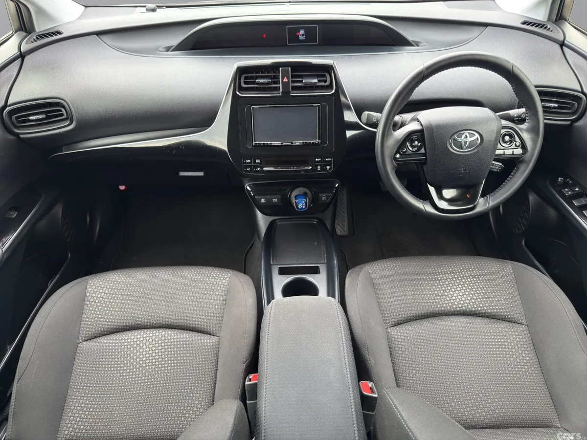 Toyota Prius Hatchback, Petrol Hybrid, 2023, White