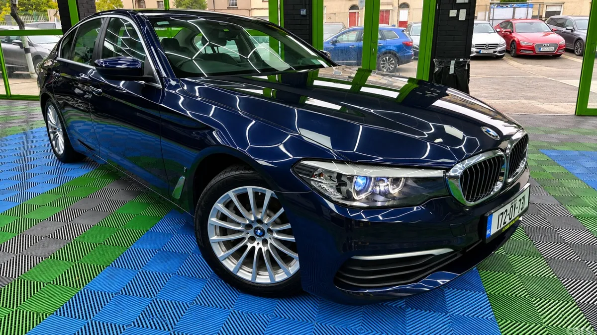 BMW 5-Series Saloon, Petrol Plug-in Hybrid, 2017, Blue