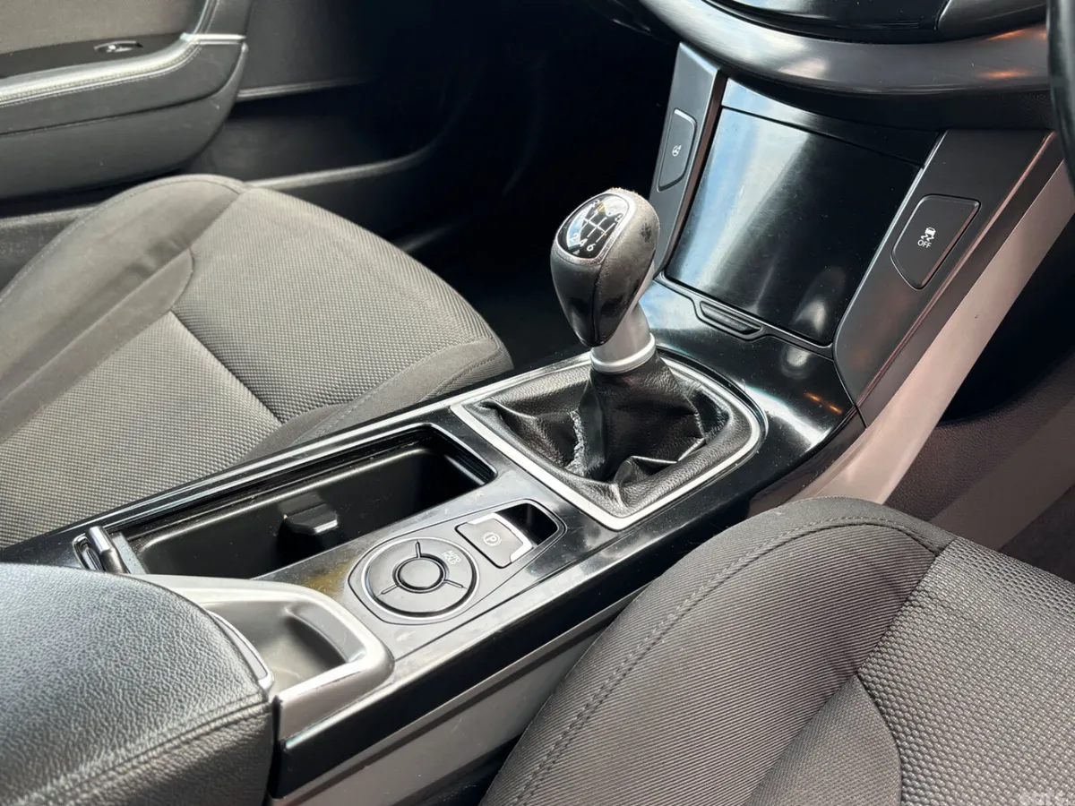 Hyundai i40 Estate, Diesel, 2015, Silver