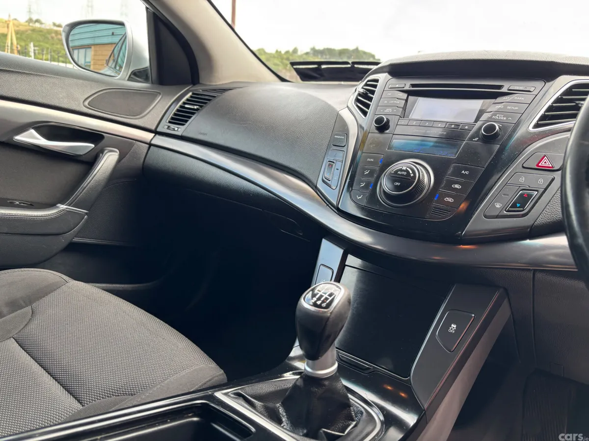 Hyundai i40 Estate, Diesel, 2015, Silver