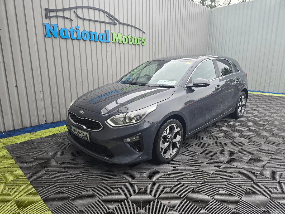 Kia Ceed Hatchback, Diesel, 2019, Grey