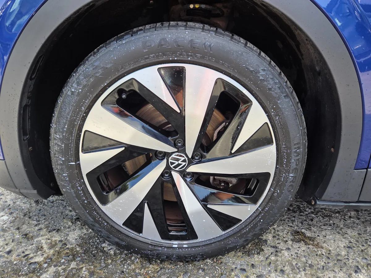 Volkswagen ID.4 Estate, Electric, 2021, Blue