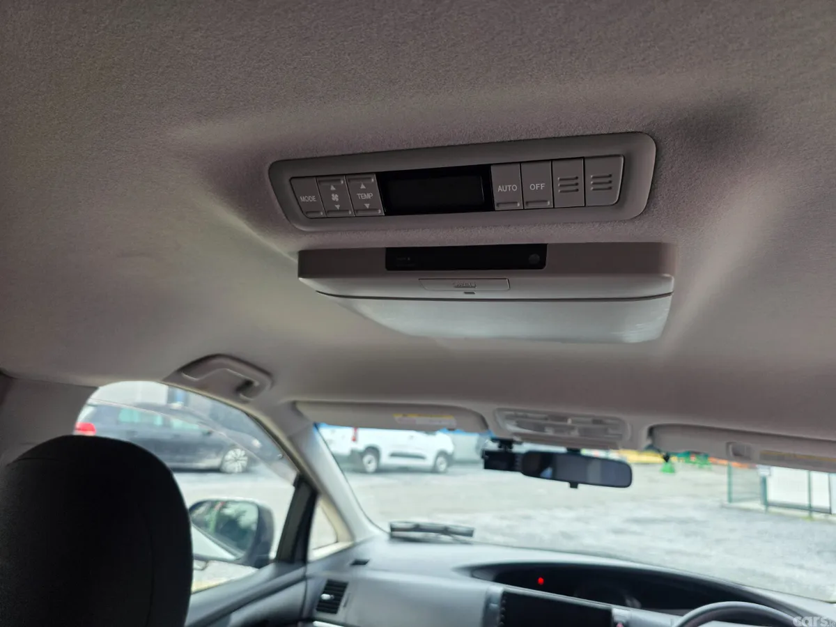 Toyota Estima MPV, Petrol Hybrid, 2015, Grey