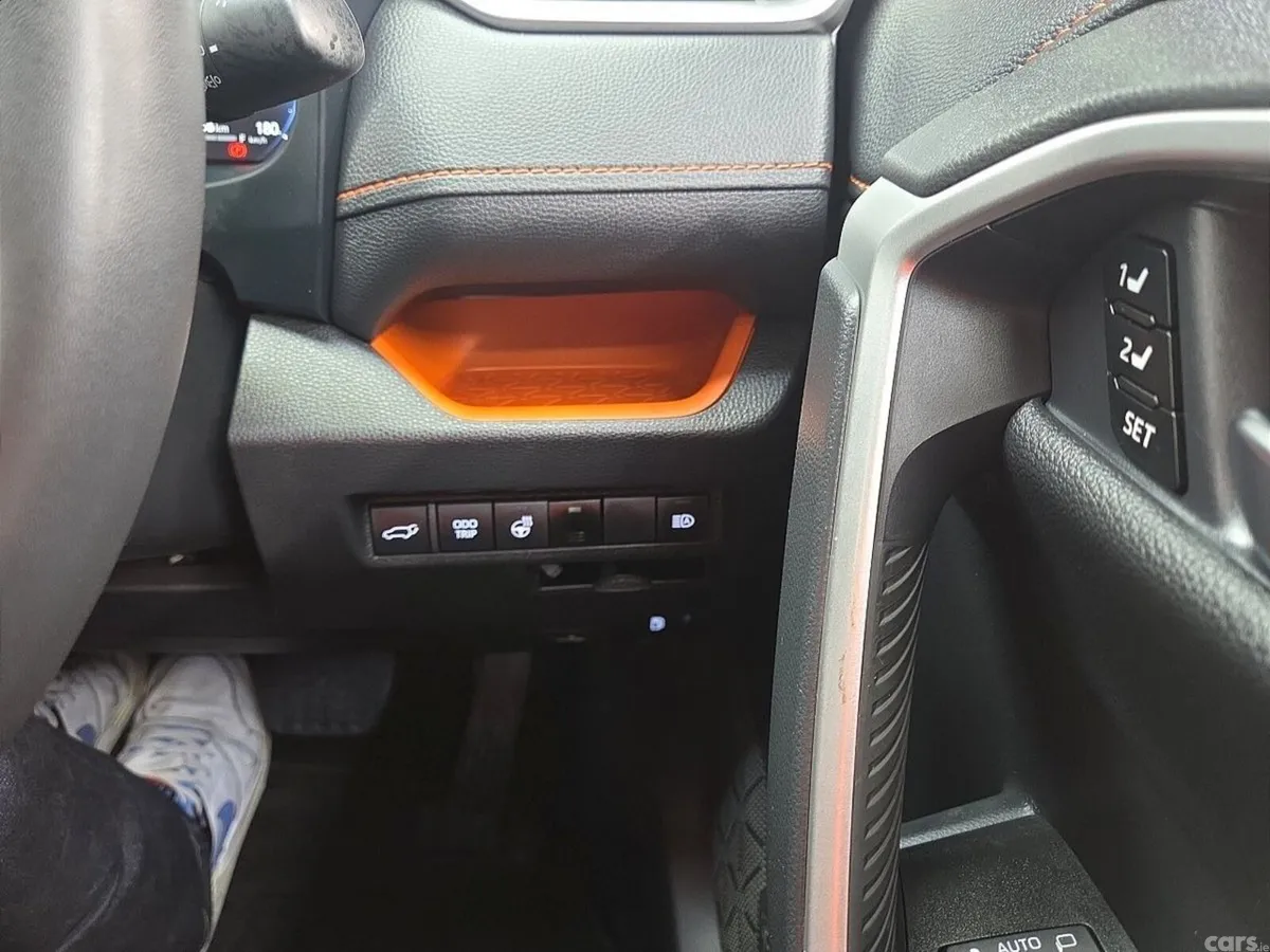 Toyota RAV4 SUV, Petrol Hybrid, 2024, Black