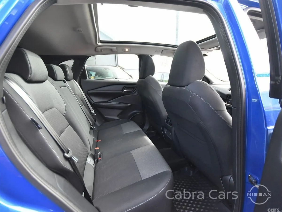 Nissan Qashqai MPV, Petrol, 2023, Blue