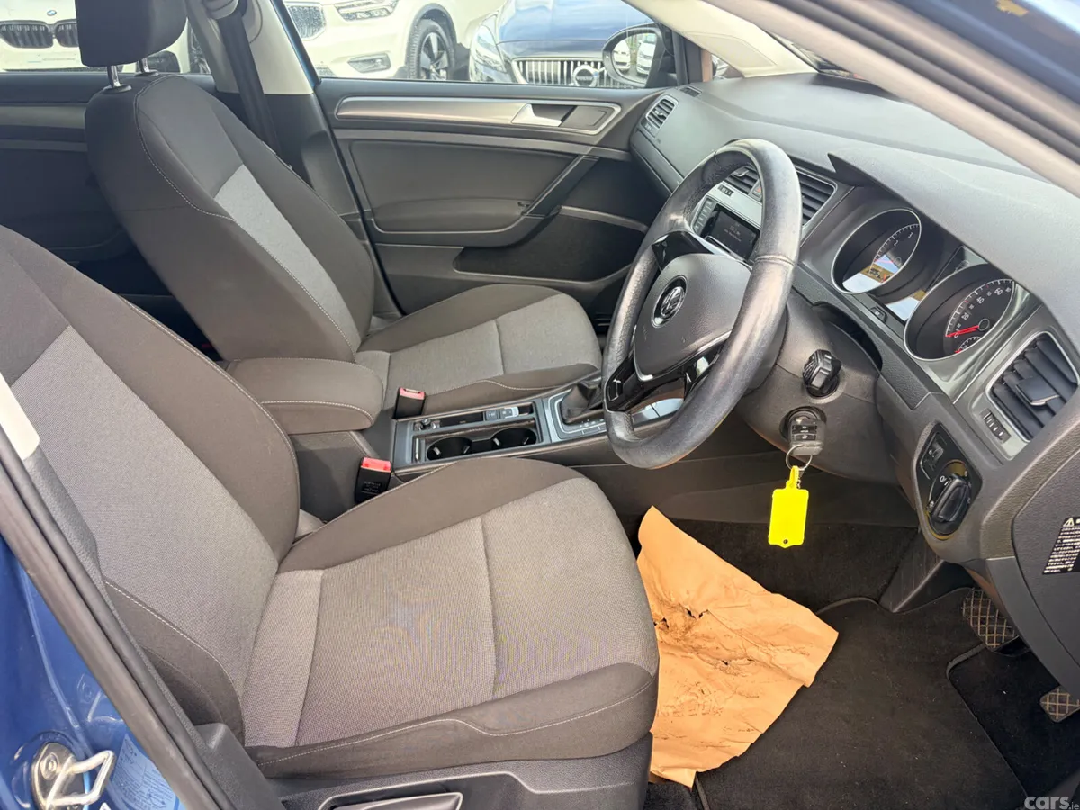 Volkswagen Golf Hatchback, Petrol, 2015, Blue