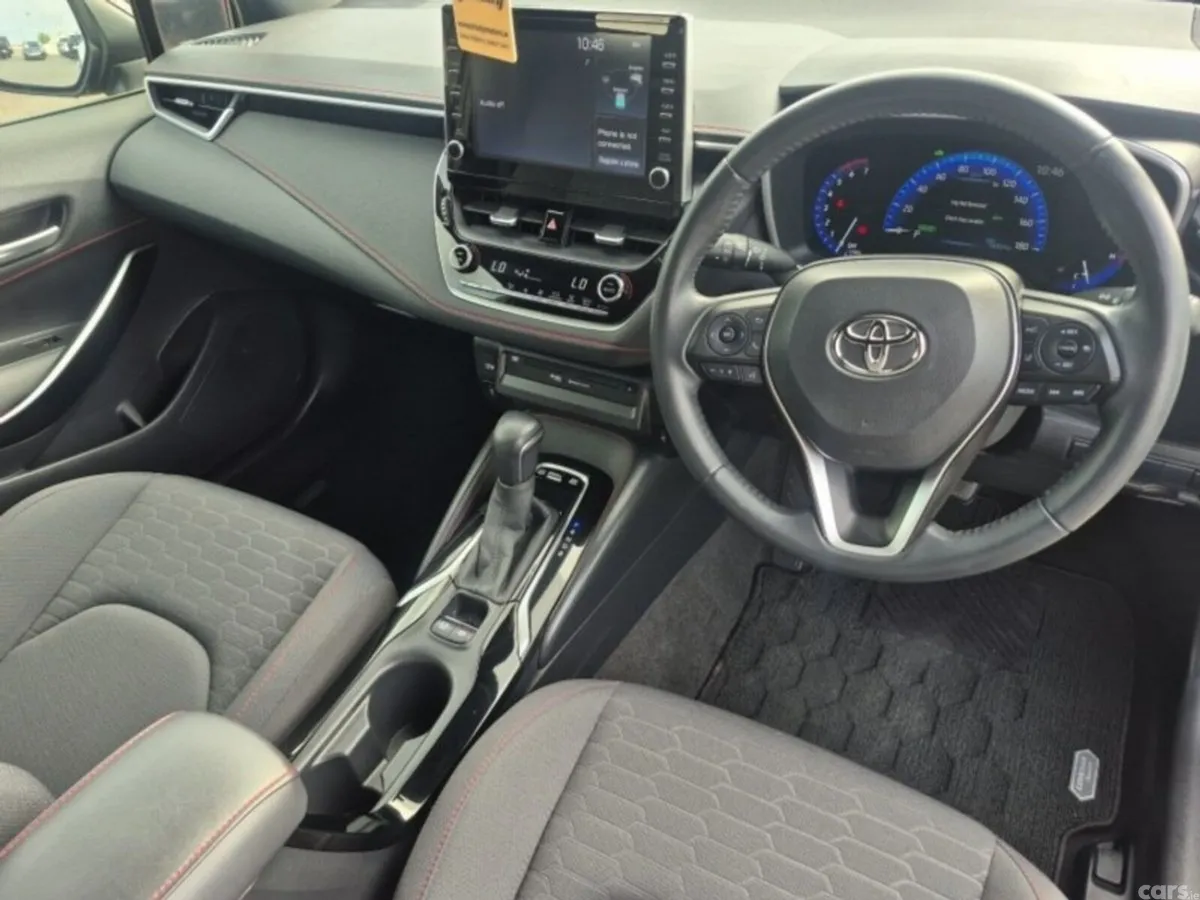 Toyota Corolla Hatchback, Petrol Hybrid, 2021, Black
