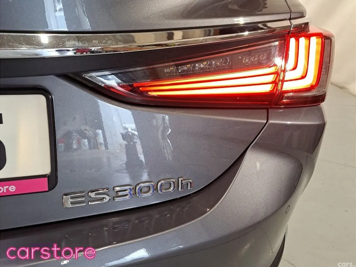 Lexus ES Saloon, Petrol Hybrid, 2021, Grey