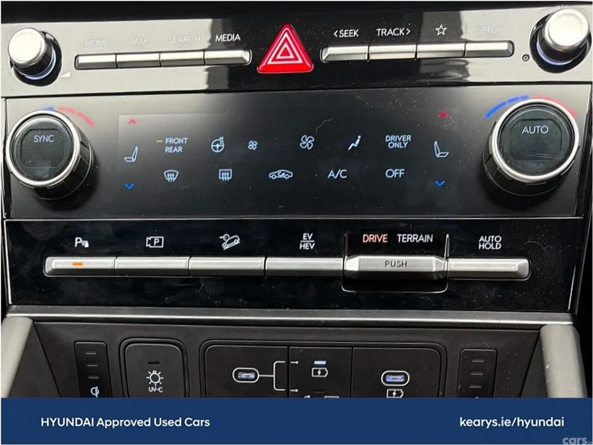 Hyundai Santa Fe SUV, Petrol Plug-in Hybrid, 2026, Blue