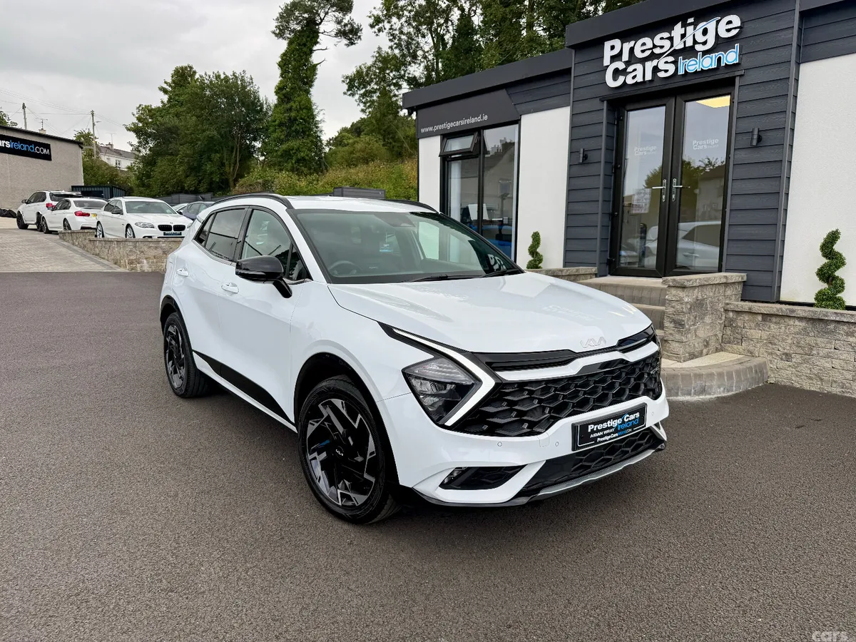 Kia Sportage SUV, Petrol Hybrid, 2023, White