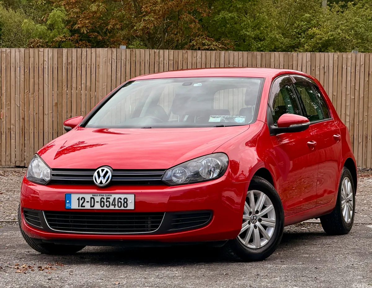 Volkswagen Golf Hatchback, Petrol, 2012, Red