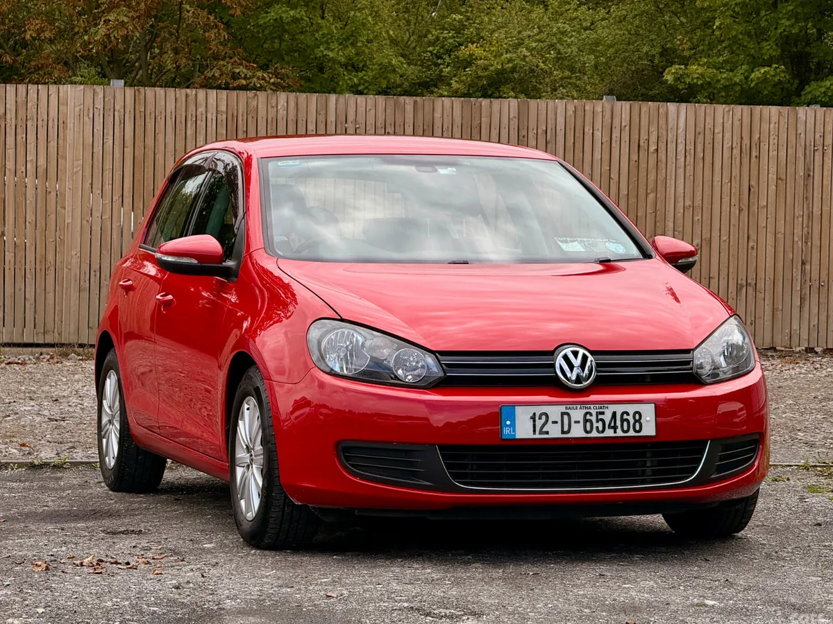 Volkswagen Golf Hatchback, Petrol, 2012, Red