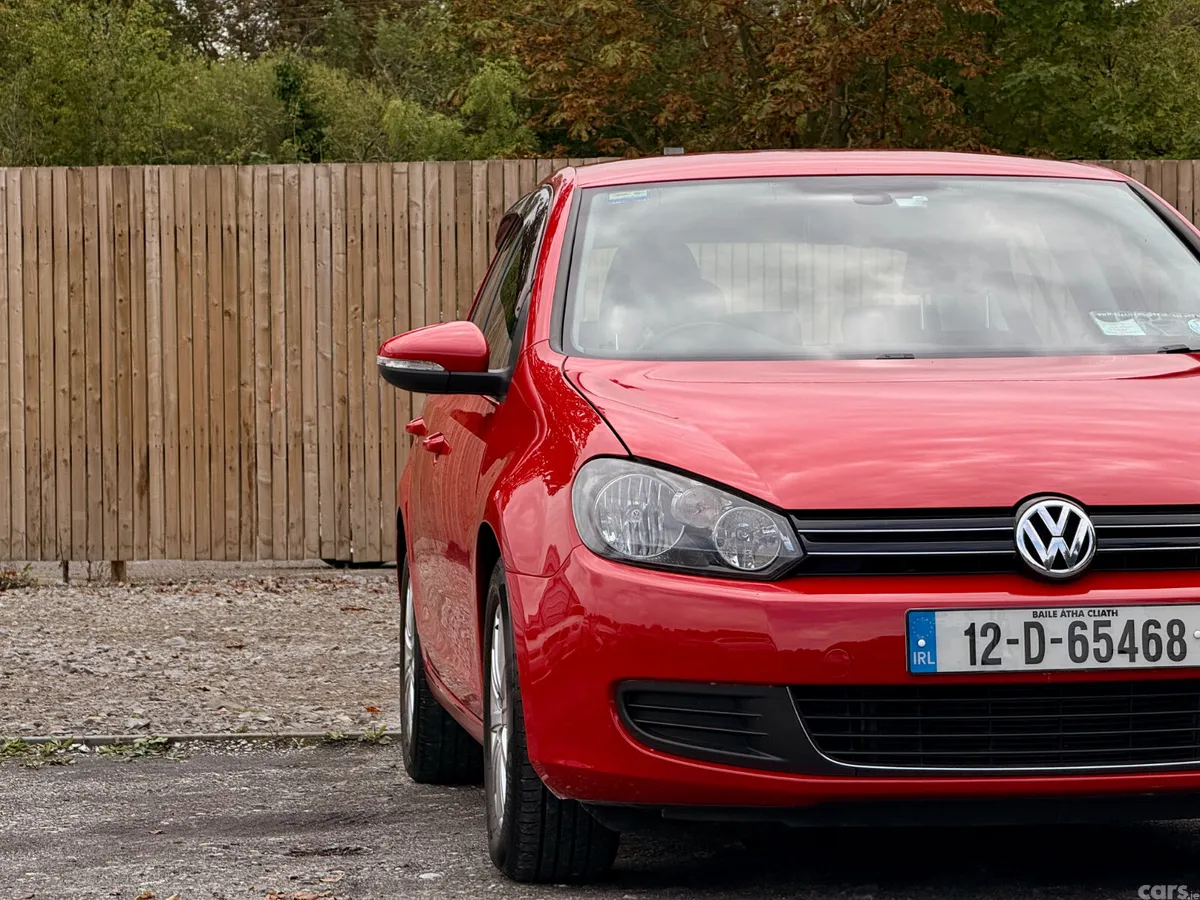 Volkswagen Golf Hatchback, Petrol, 2012, Red