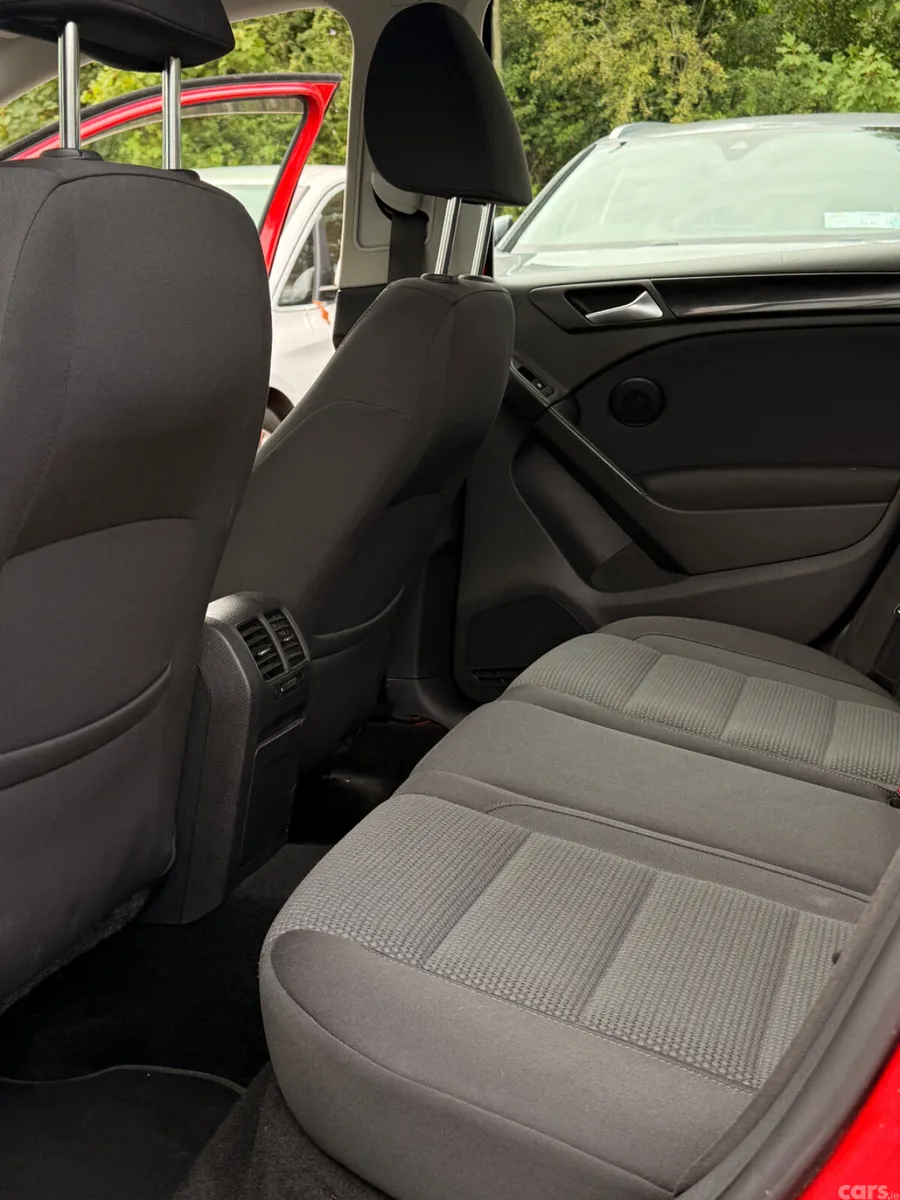 Volkswagen Golf Hatchback, Petrol, 2012, Red