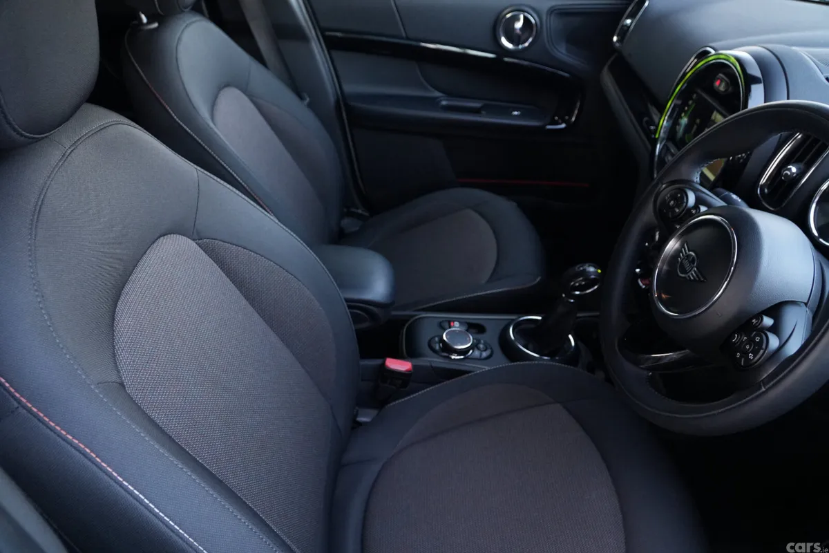 Mini Countryman Hatchback, Diesel, 2019, White