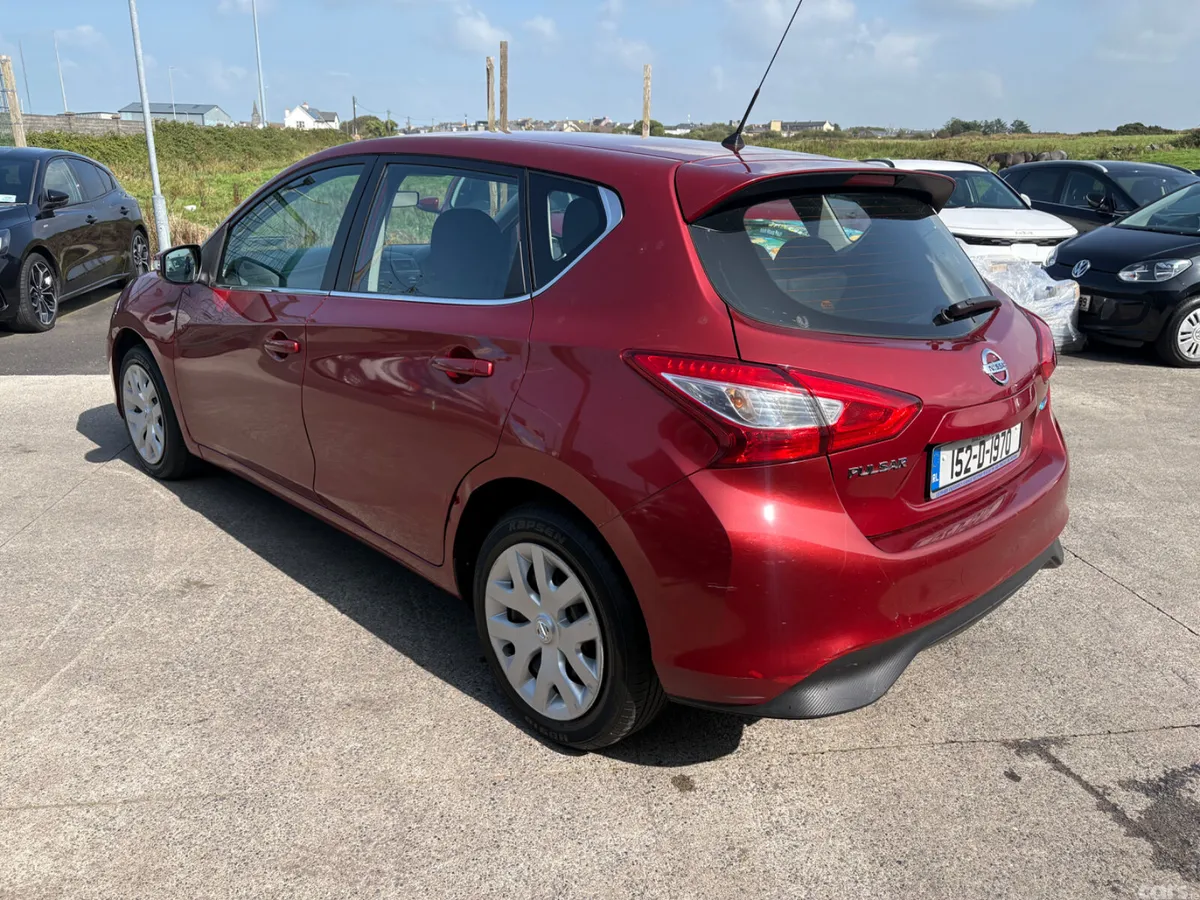 Nissan Pulsar Hatchback, Diesel, 2015, Red