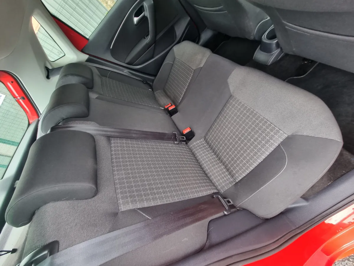 Volkswagen Polo Hatchback, Petrol, 2014, Red