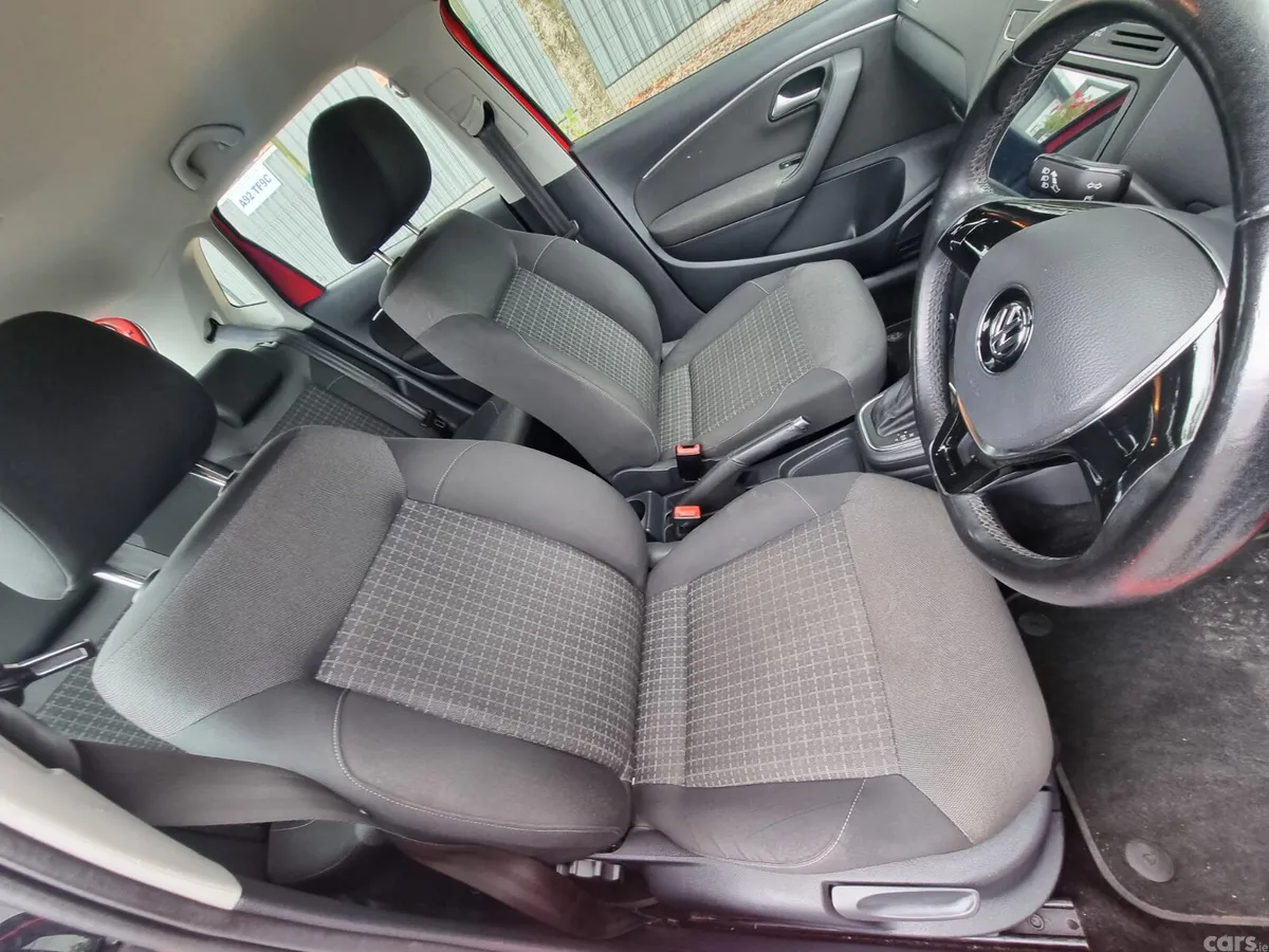 Volkswagen Polo Hatchback, Petrol, 2014, Red