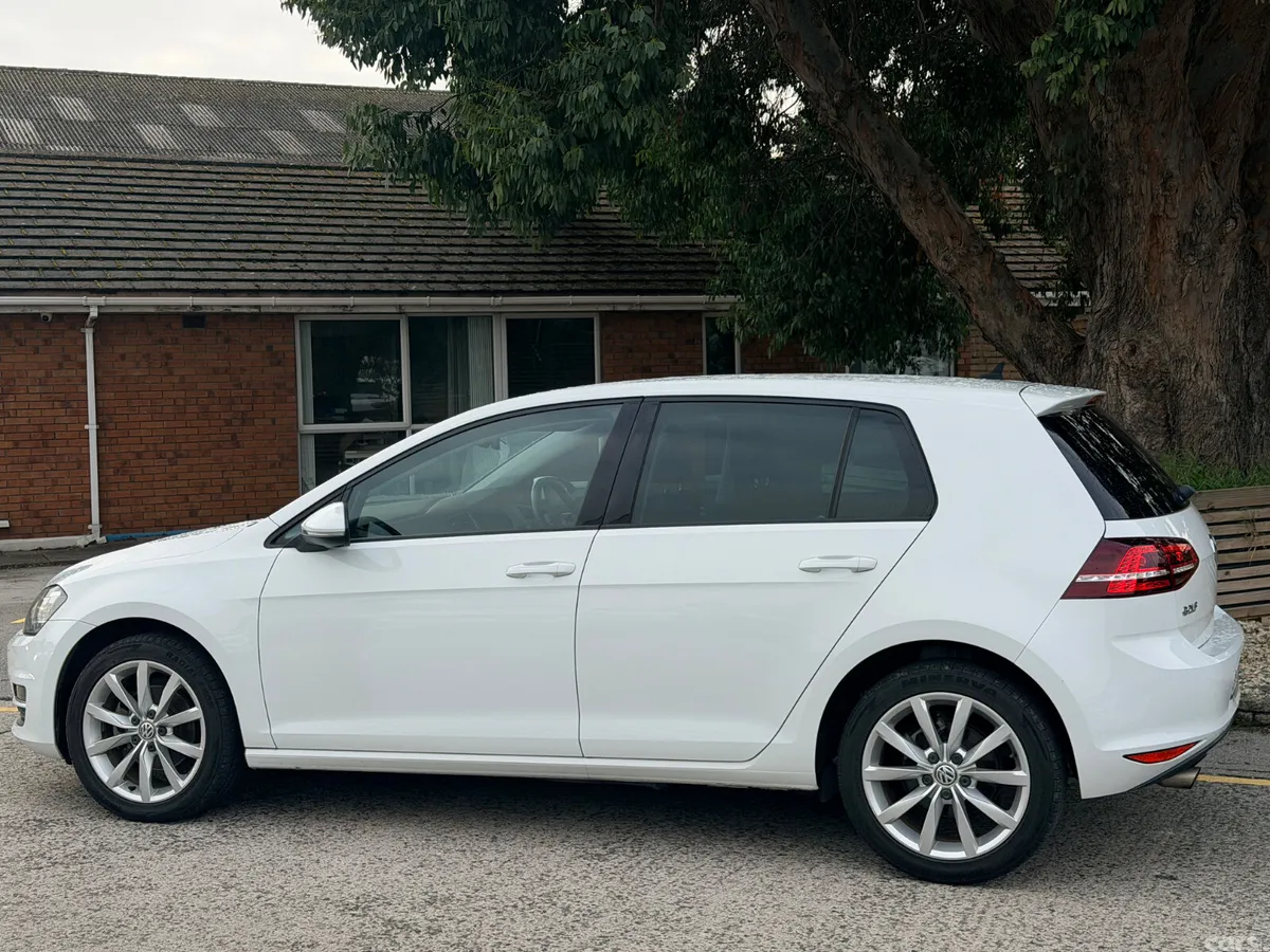 Volkswagen Golf Hatchback, Petrol, 2017, White