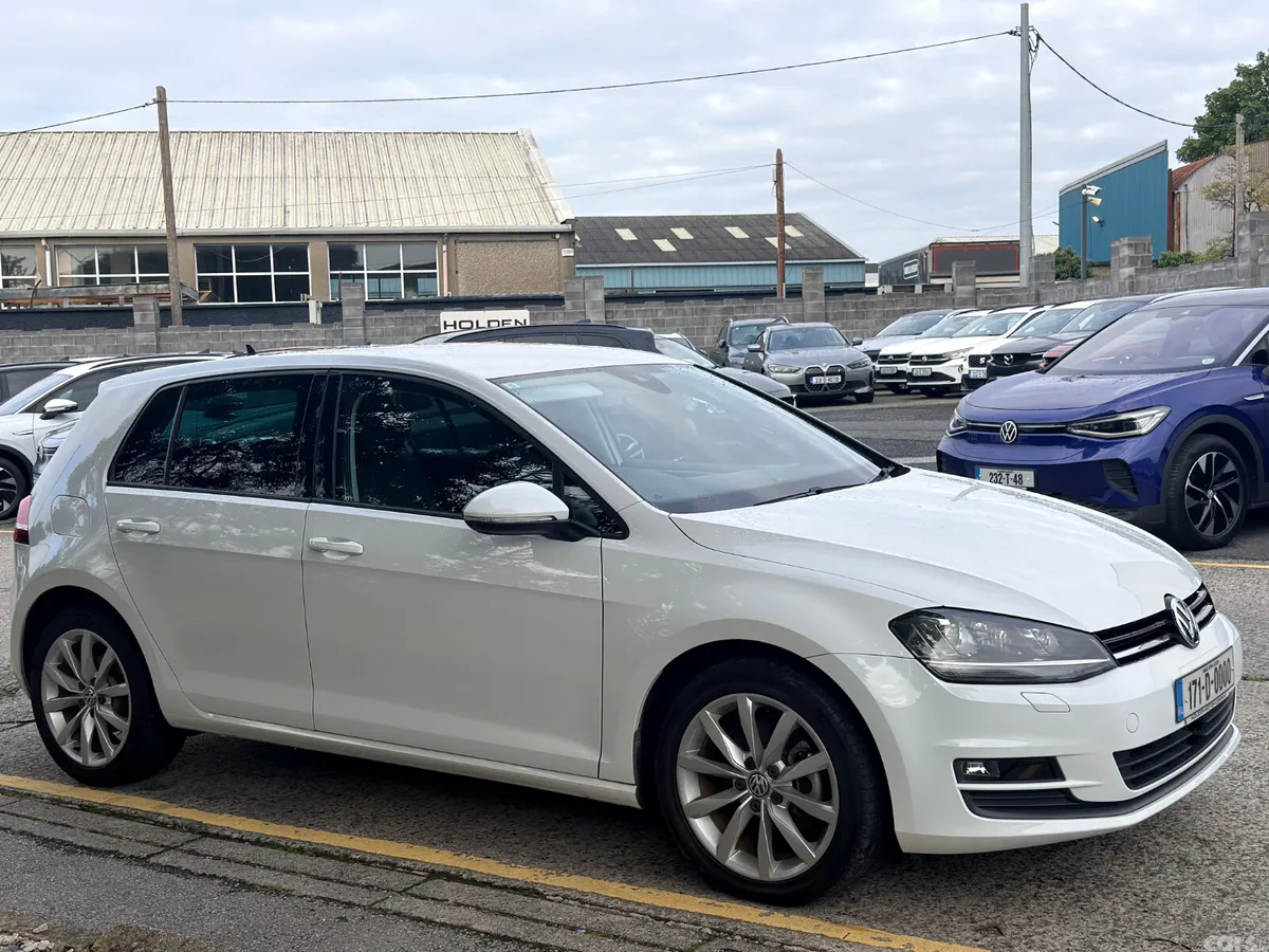 Volkswagen Golf Hatchback, Petrol, 2017, White