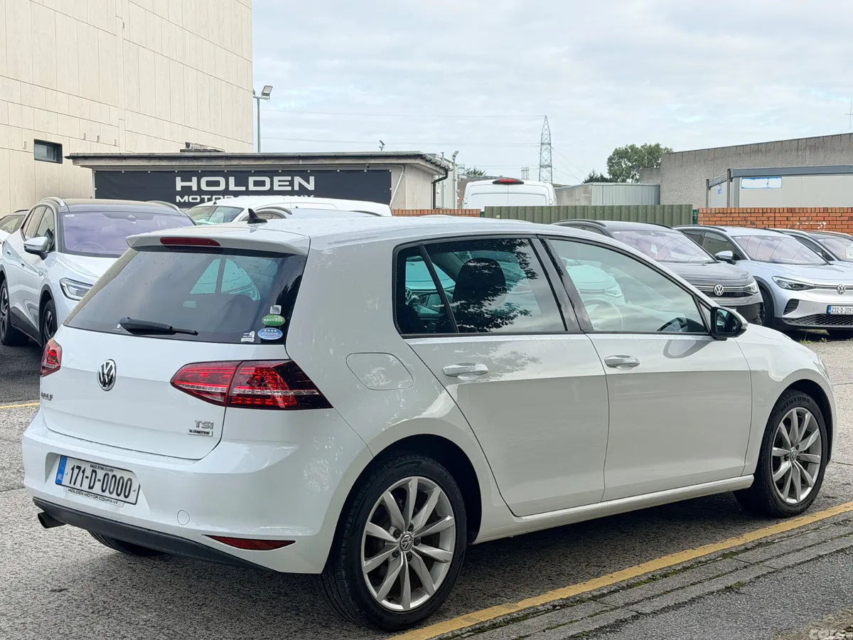 Volkswagen Golf Hatchback, Petrol, 2017, White