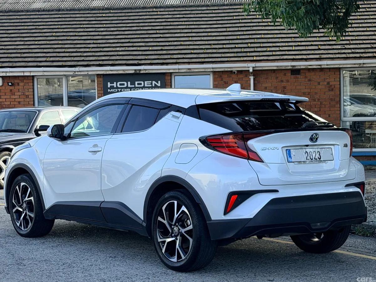 Toyota C-HR Hatchback, Petrol Hybrid, 2023, White