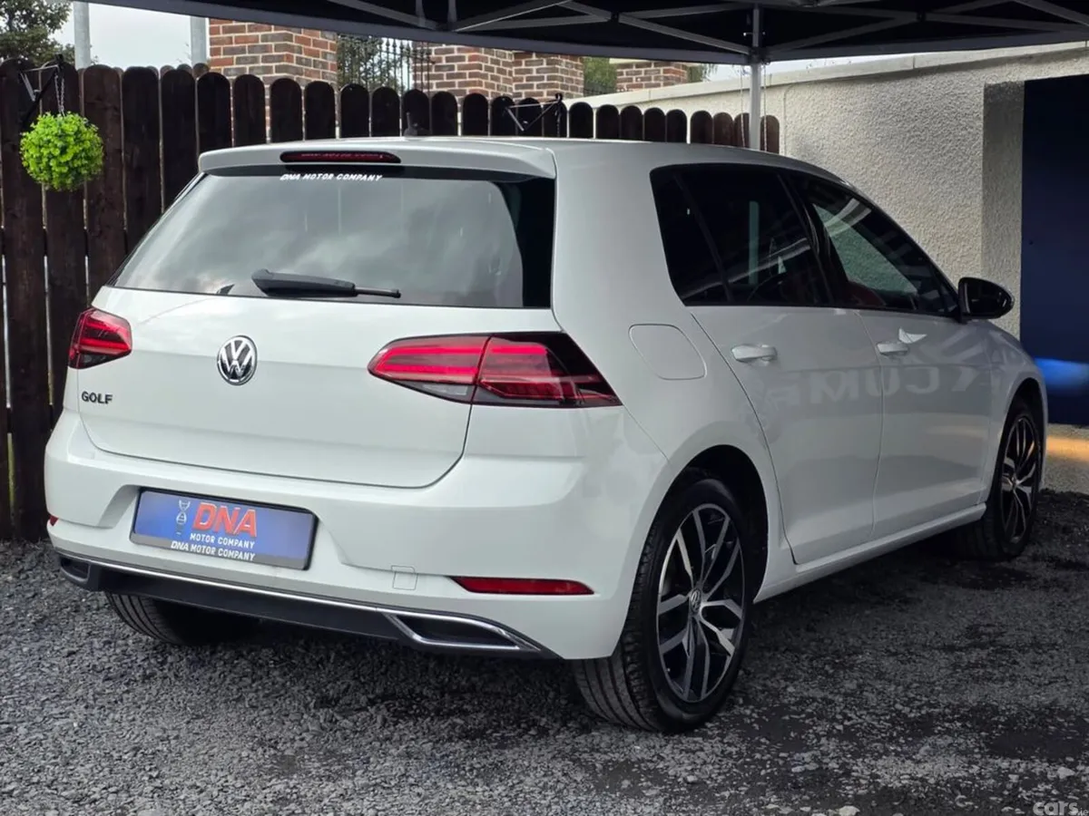 Volkswagen Golf Hatchback, Petrol, 2019, White