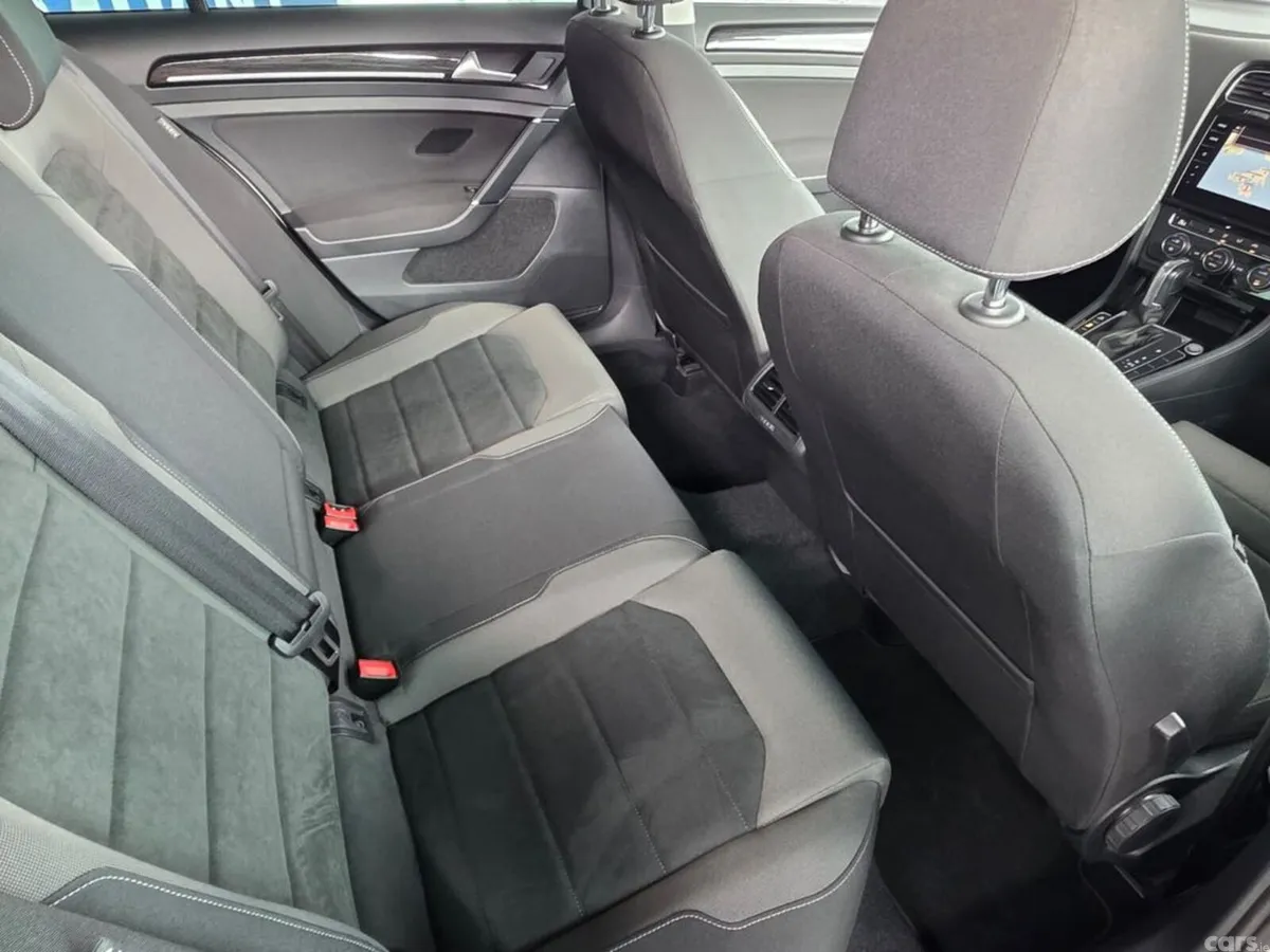 Volkswagen Golf Hatchback, Petrol, 2019, White