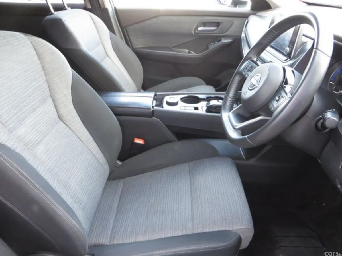Nissan X-Trail Hatchback, Petrol Hybrid, 2023, Silver