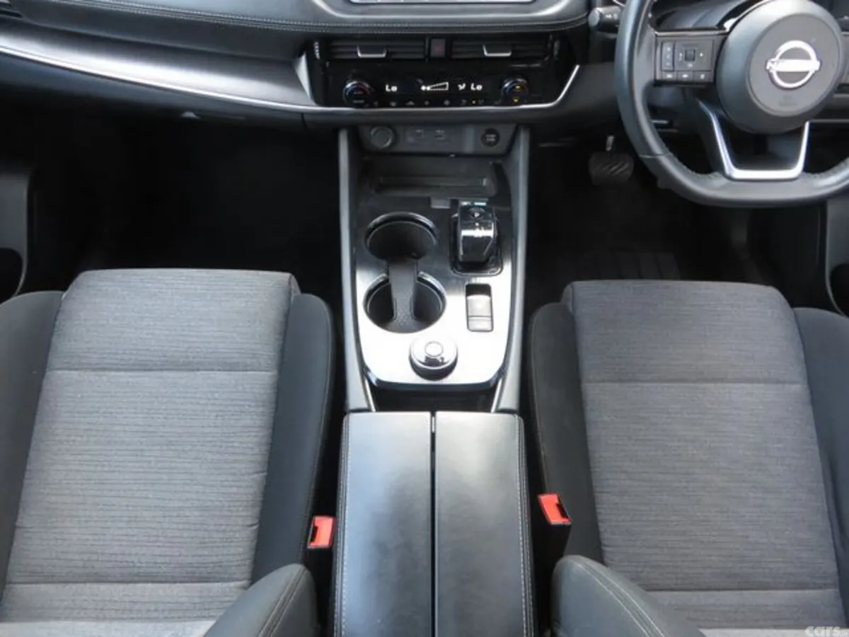 Nissan X-Trail Hatchback, Petrol Hybrid, 2023, Silver