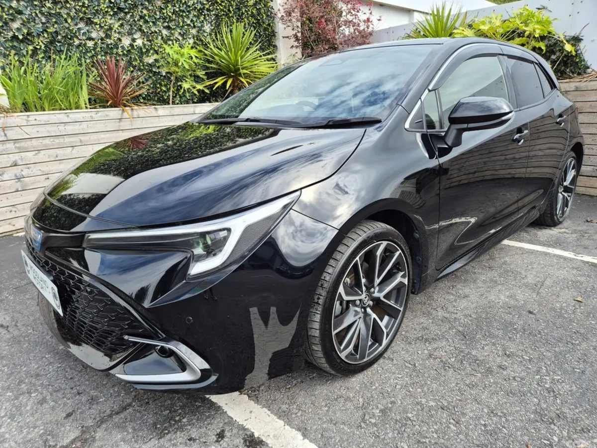 Toyota Corolla Estate, Petrol Hybrid, 2023, Black