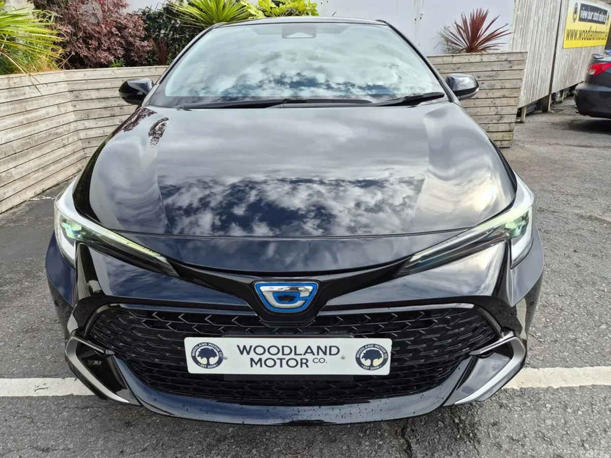 Toyota Corolla Estate, Petrol Hybrid, 2023, Black