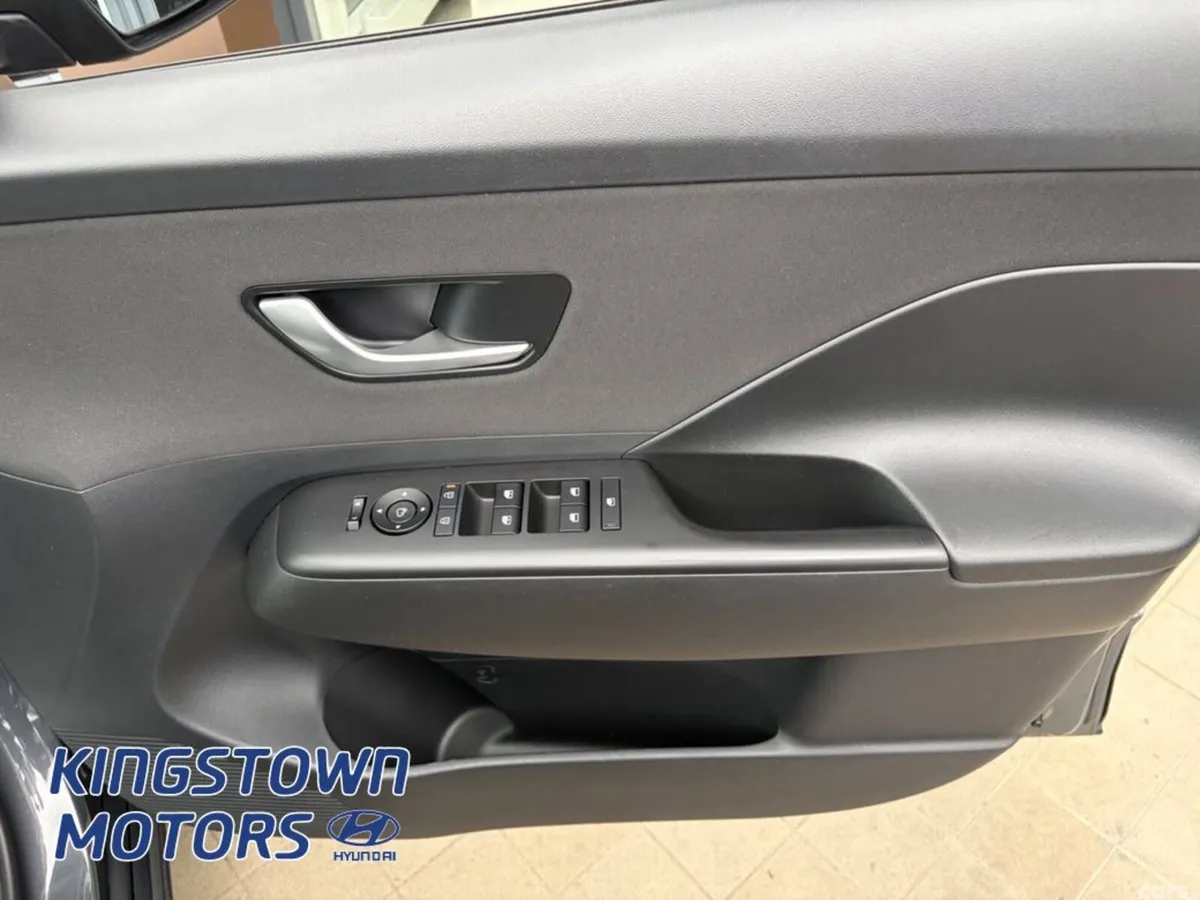 Hyundai KONA MPV, Petrol Hybrid, 2023, Grey