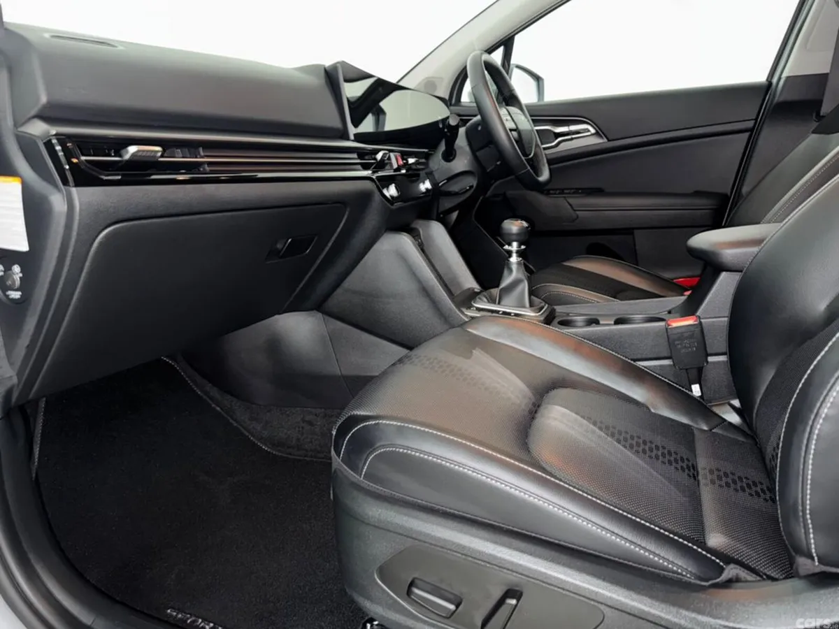 Kia Sportage MPV, Diesel Hybrid, 2026, Grey