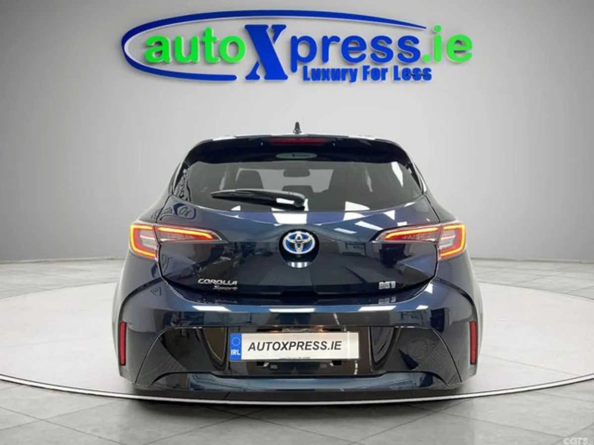 Toyota Corolla Hatchback, Petrol Hybrid, 2020, Blue
